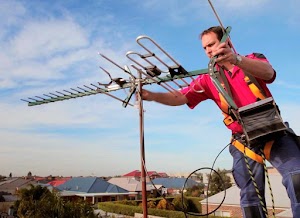 Antenista Sevilla | Antenasevilla.com (Videoporteros, porteros, puertas automáticas, cámaras de seguridad, control accesos) place picture